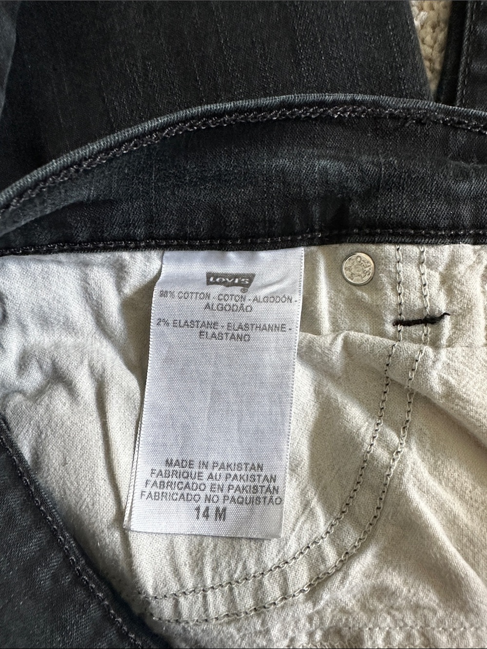Levi’s Jeans - Picture 5 of 6